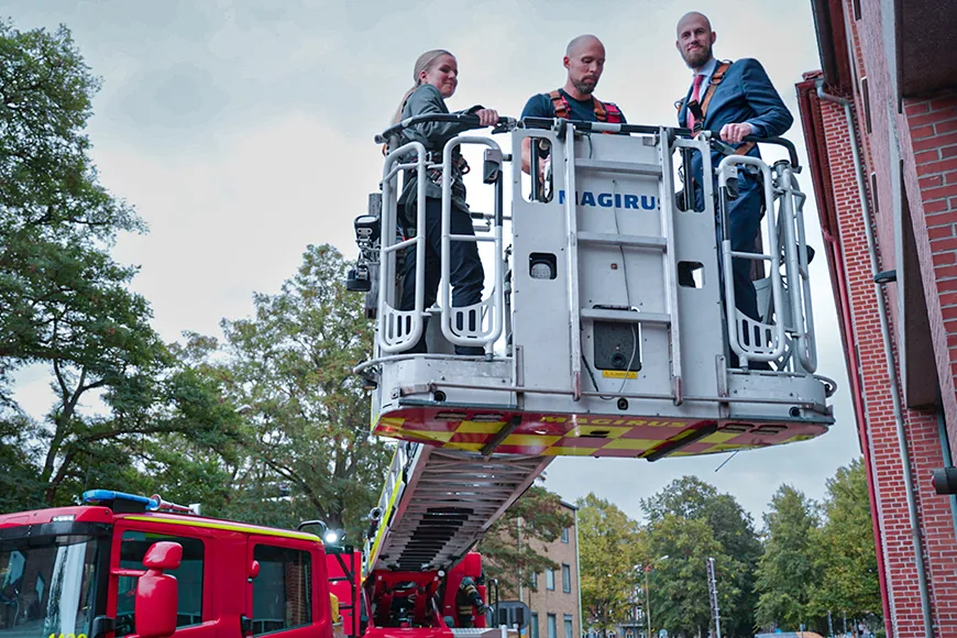 Minister Civilt Forsvar 870